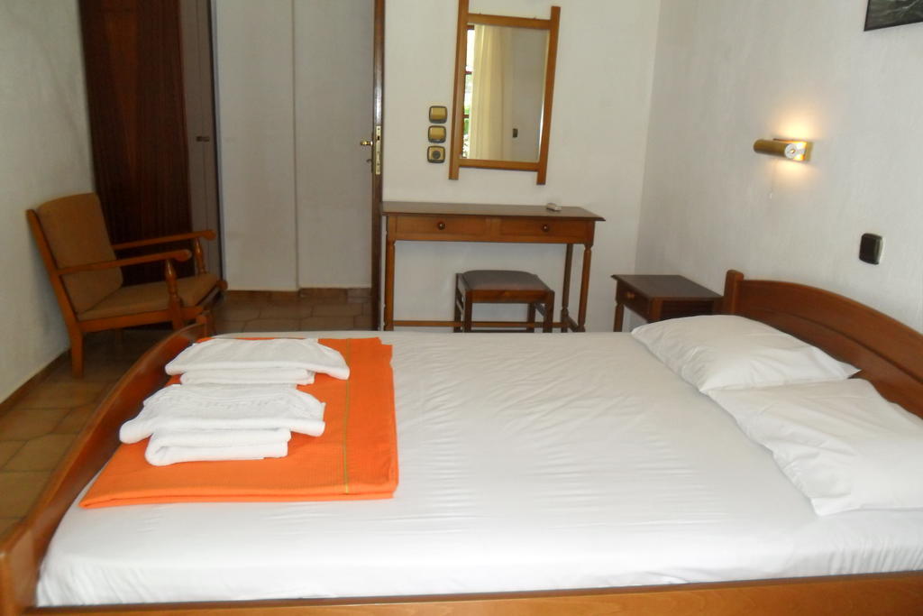 Viki Studios And Apartments Skala Potamias  Extérieur photo