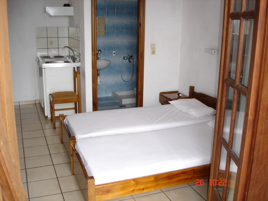 Viki Studios And Apartments Skala Potamias  Chambre photo