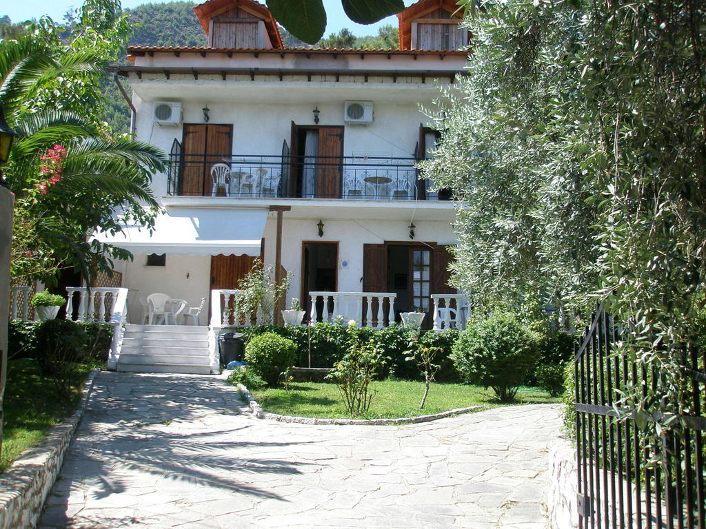 Viki Studios And Apartments Skala Potamias  Extérieur photo